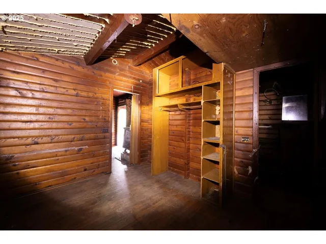 $290,000 | 9020 Elk Creek Road, Trail, OR 97541