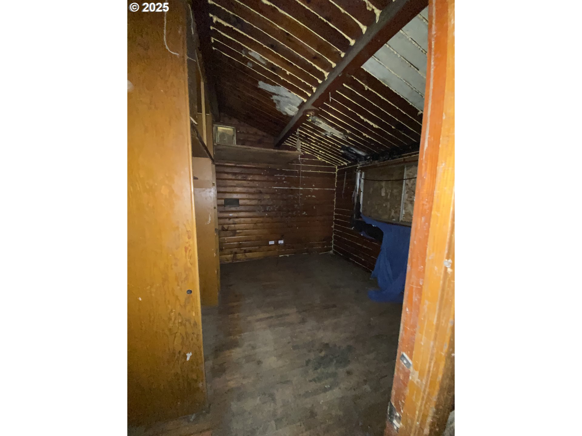 9020 Elk Creek Road Trail, OR 97541 - Photo 31 of 33