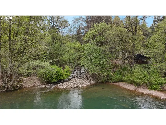 $290,000 | 9020 Elk Creek Road, Trail, OR 97541