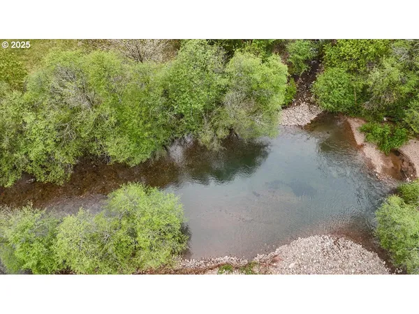 $270,000 | 9020 Elk Creek Road, Trail, OR 97541