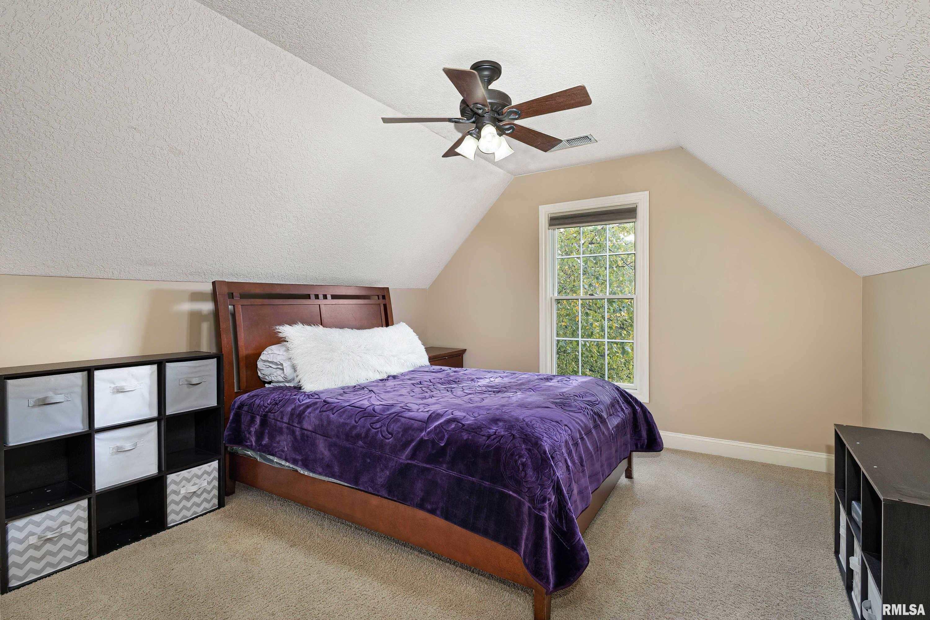 6800 Crow Creek Road Bettendorf, IA 52722 - Photo 28 of 52