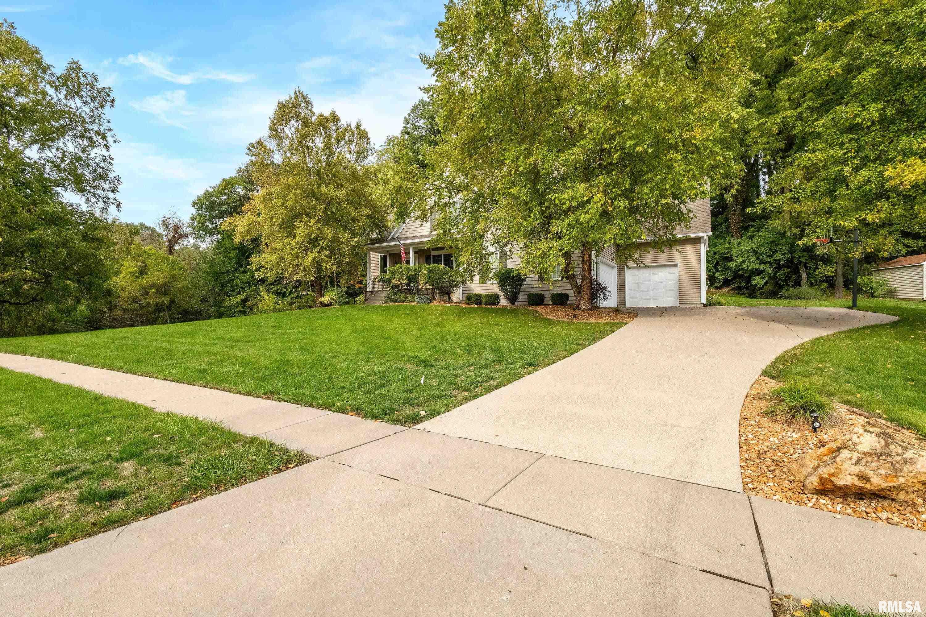 6800 Crow Creek Road Bettendorf, IA 52722 - Photo 3 of 52