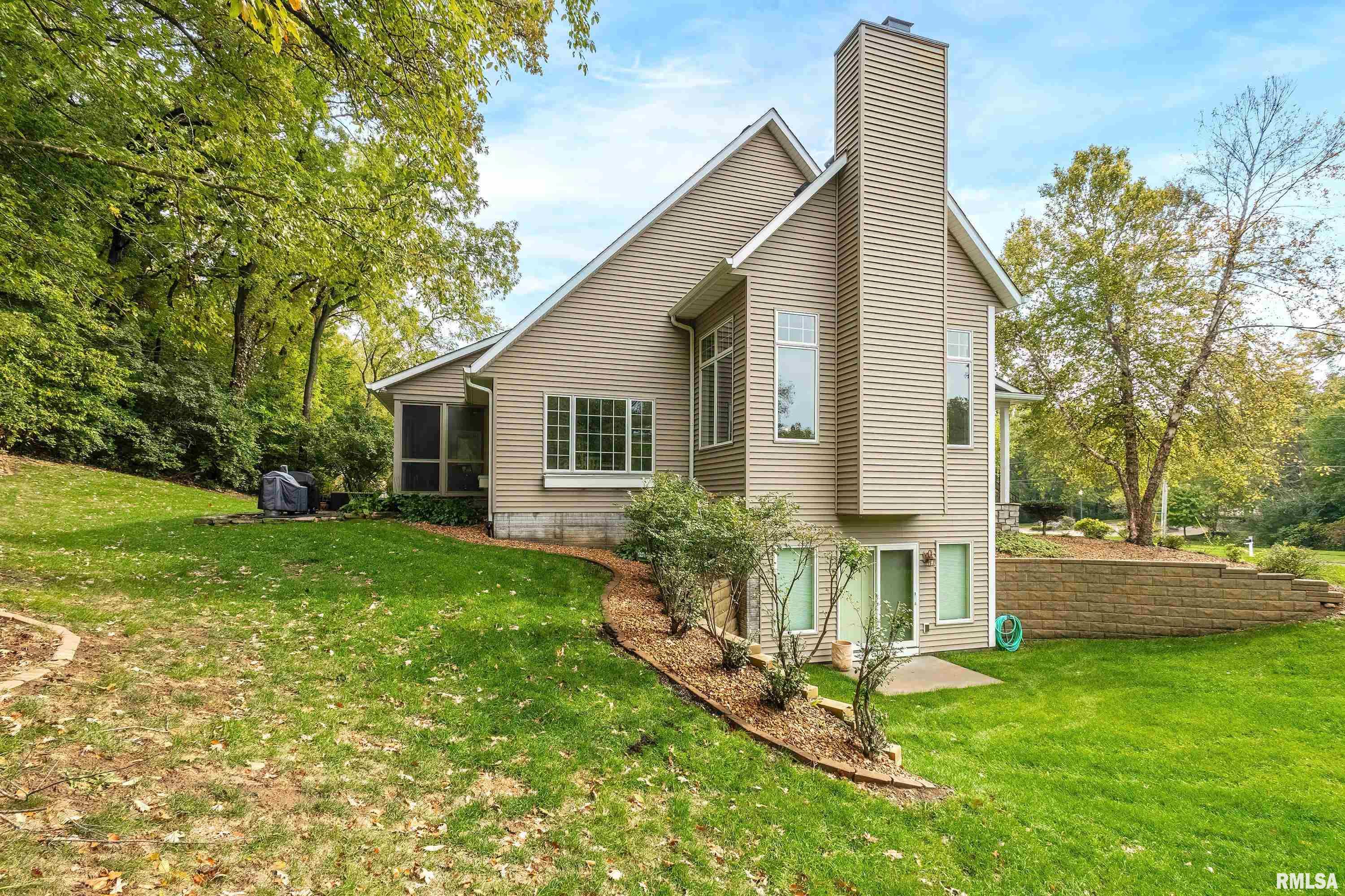 6800 Crow Creek Road Bettendorf, IA 52722 - Photo 49 of 52