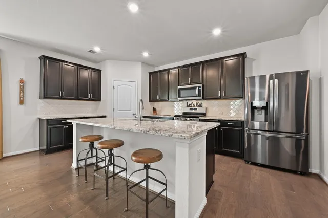 $2,450 | 127 Iron Rail Road, Dripping Springs, TX 78620