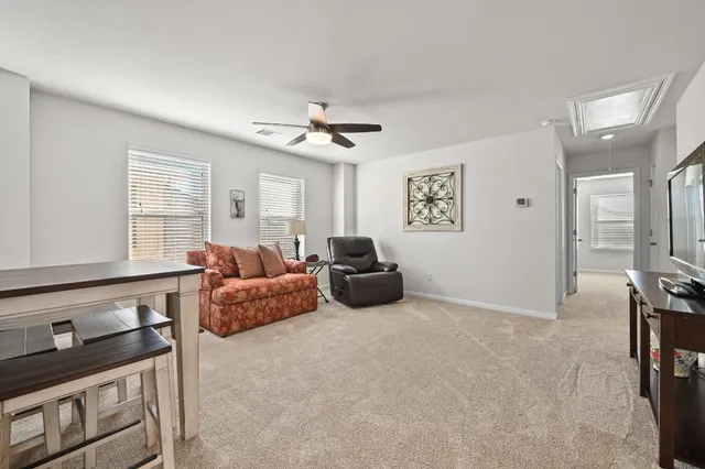 $2,450 | 127 Iron Rail Road, Dripping Springs, TX 78620