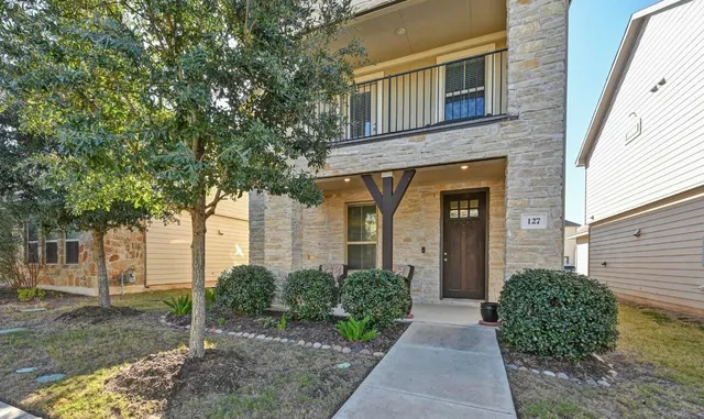 $2,450 | 127 Iron Rail Road, Dripping Springs, TX 78620