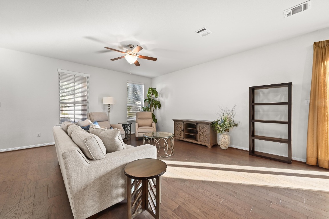 127 Iron Rail Road Dripping Springs, TX 78620 - Photo 9 of 32