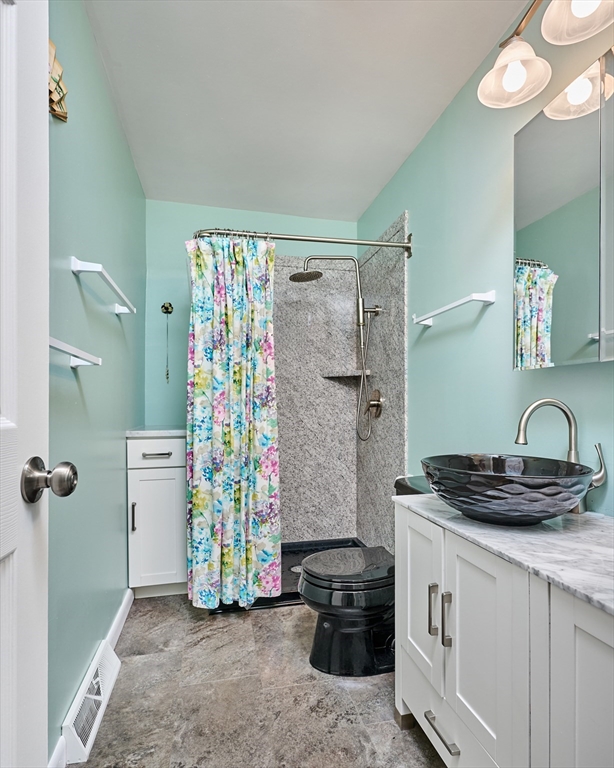 77 Spaulding Street, Unit 77 Amherst, MA 01002 - Photo 17 of 34 Gallery Image 17
