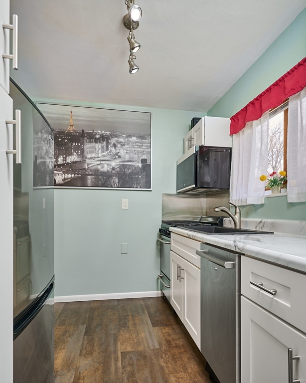 77 Spaulding Street, Unit 77 Amherst, MA 01002 - Photo 5 of 34 Gallery Image 5