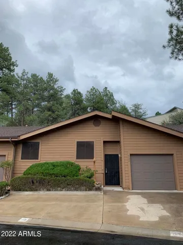$1,895 | 905 Old Stage Road, Prescott, AZ 86303