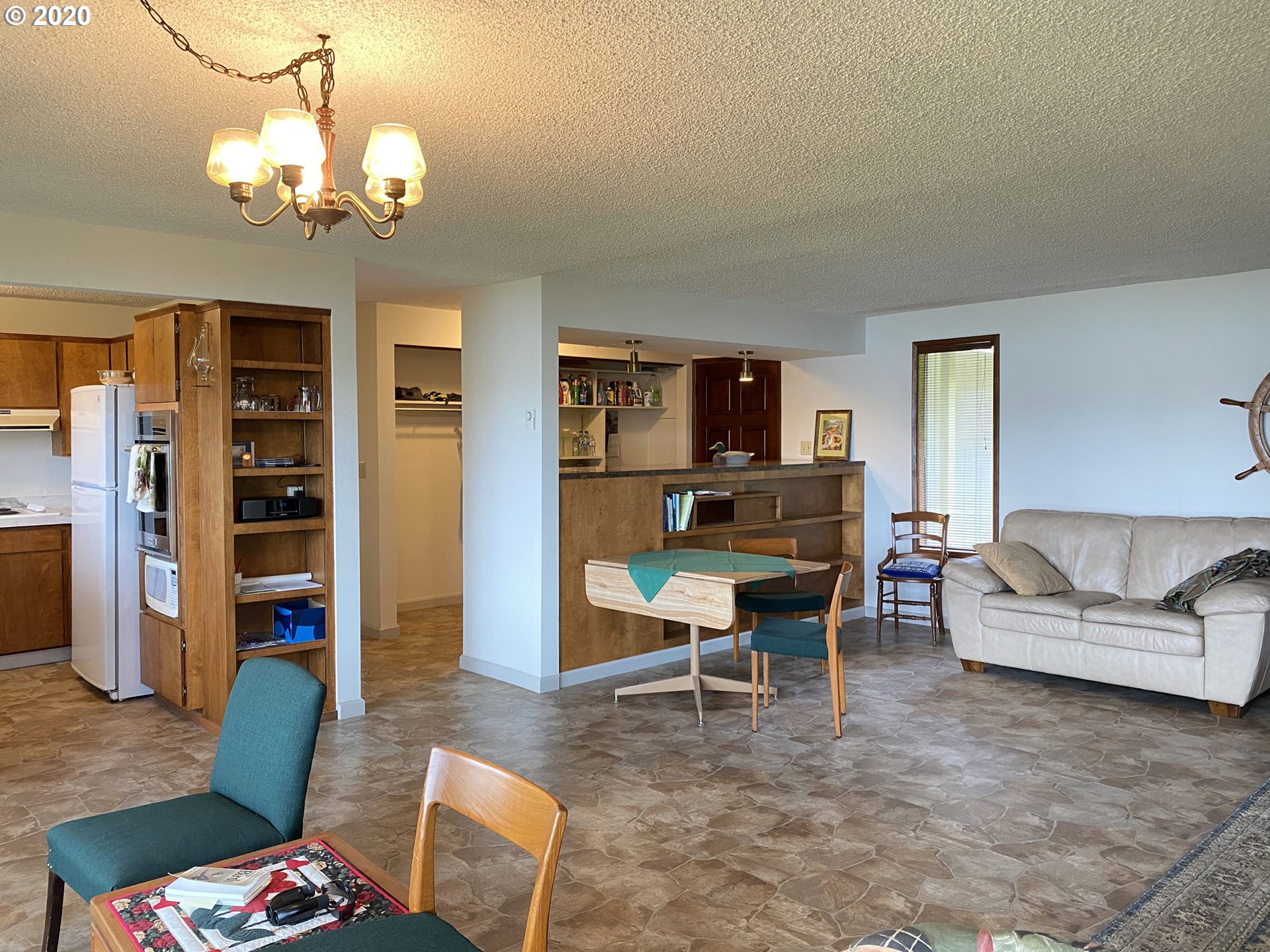 140 Rhododendron Drive Florence, OR 97439 - Photo 10 of 32 Gallery Image 10