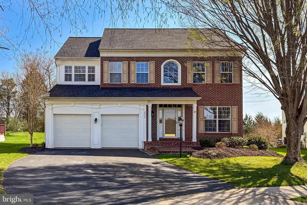 $864,900 | 8903 Yellow Hammer Drive, Gainesville, VA 20155