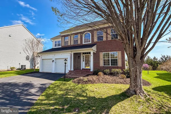 $864,900 | 8903 Yellow Hammer Drive, Gainesville, VA 20155
