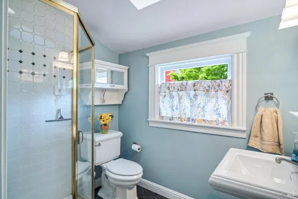 $1,299,000 | 712 Monroe Street, Santa Rosa, CA 95404