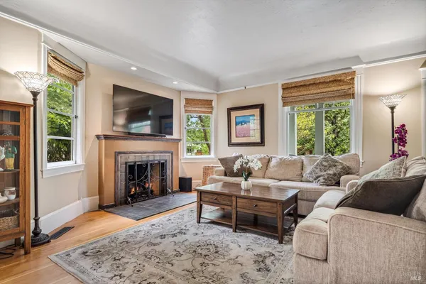 $1,299,000 | 712 Monroe Street, Santa Rosa, CA 95404