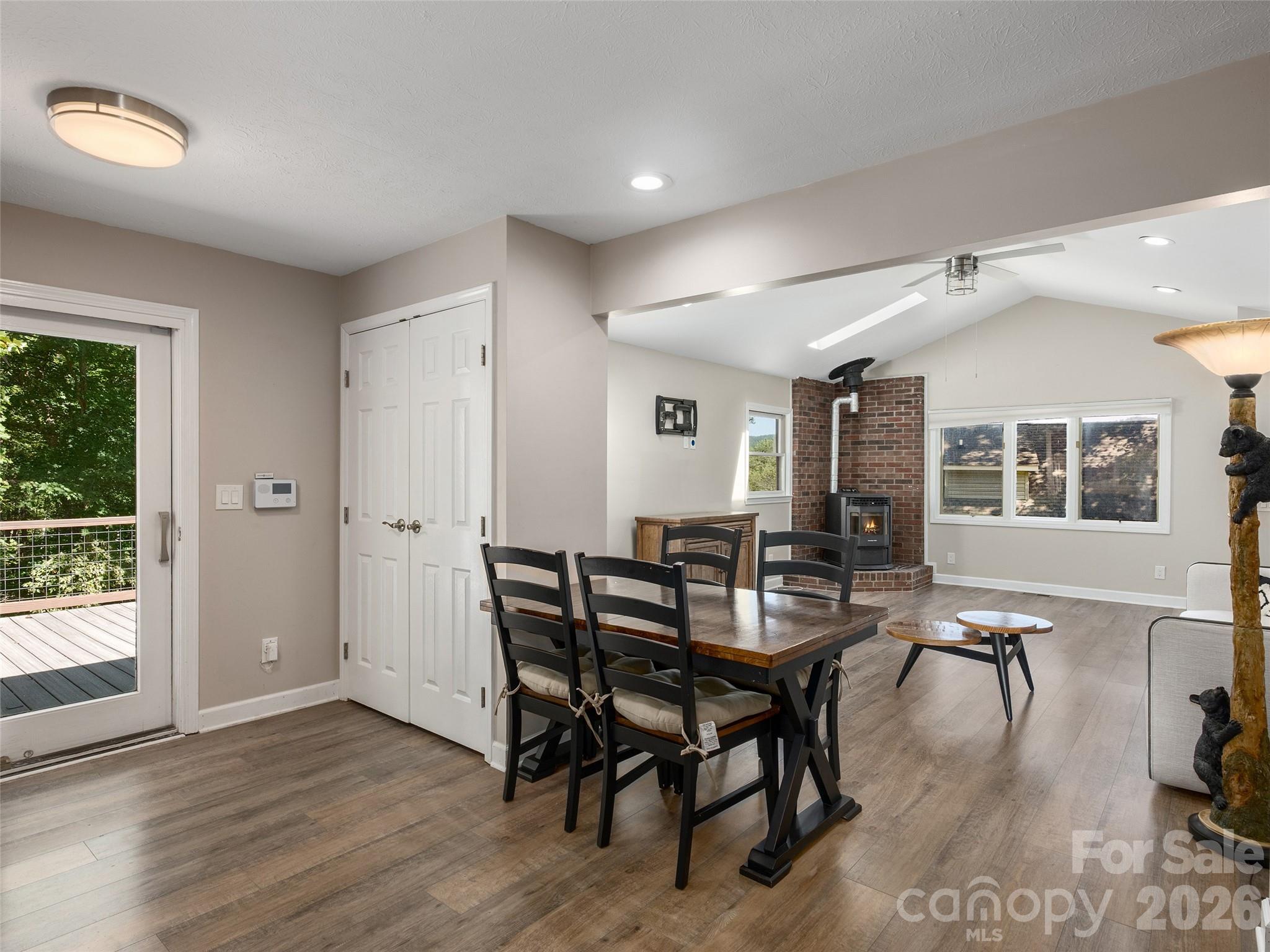 623 Owensby Road Hendersonville, NC 28792 - Photo 12 of 36 Gallery Image 12