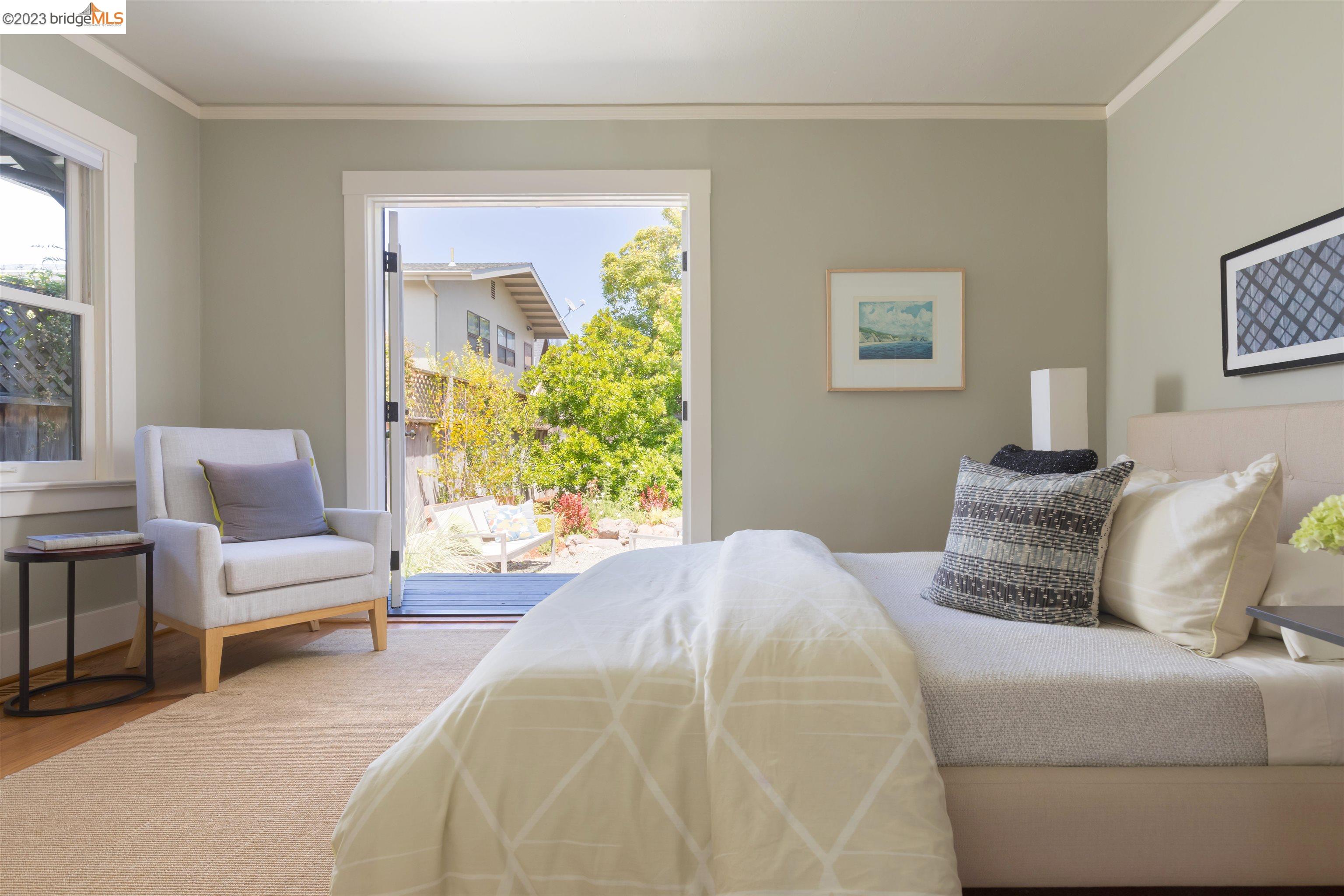 911 Tulare Avenue Berkeley, CA 94707 - Photo 14 of 21 a living room with furniture and a window