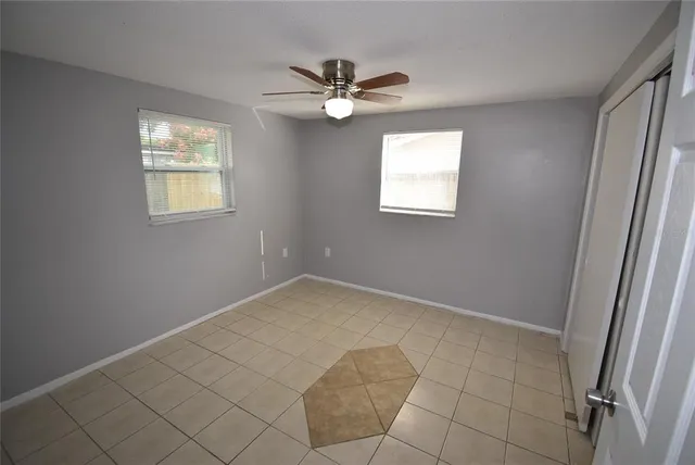 a view of empty room with window