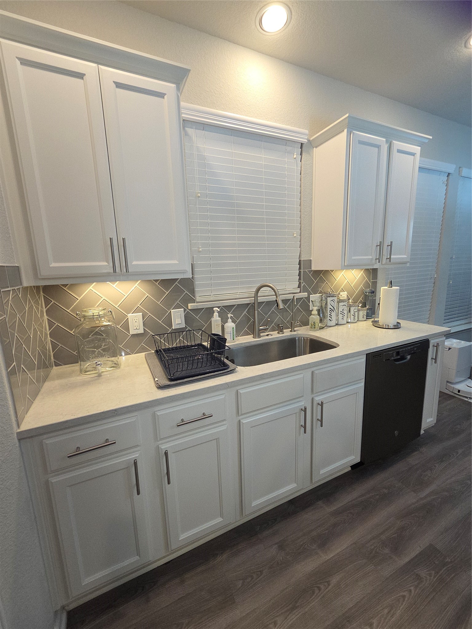 2375 Diamond D Lane Beaumont, TX 77713 - Photo 35 of 43 a bathroom with a double vanity sink and a