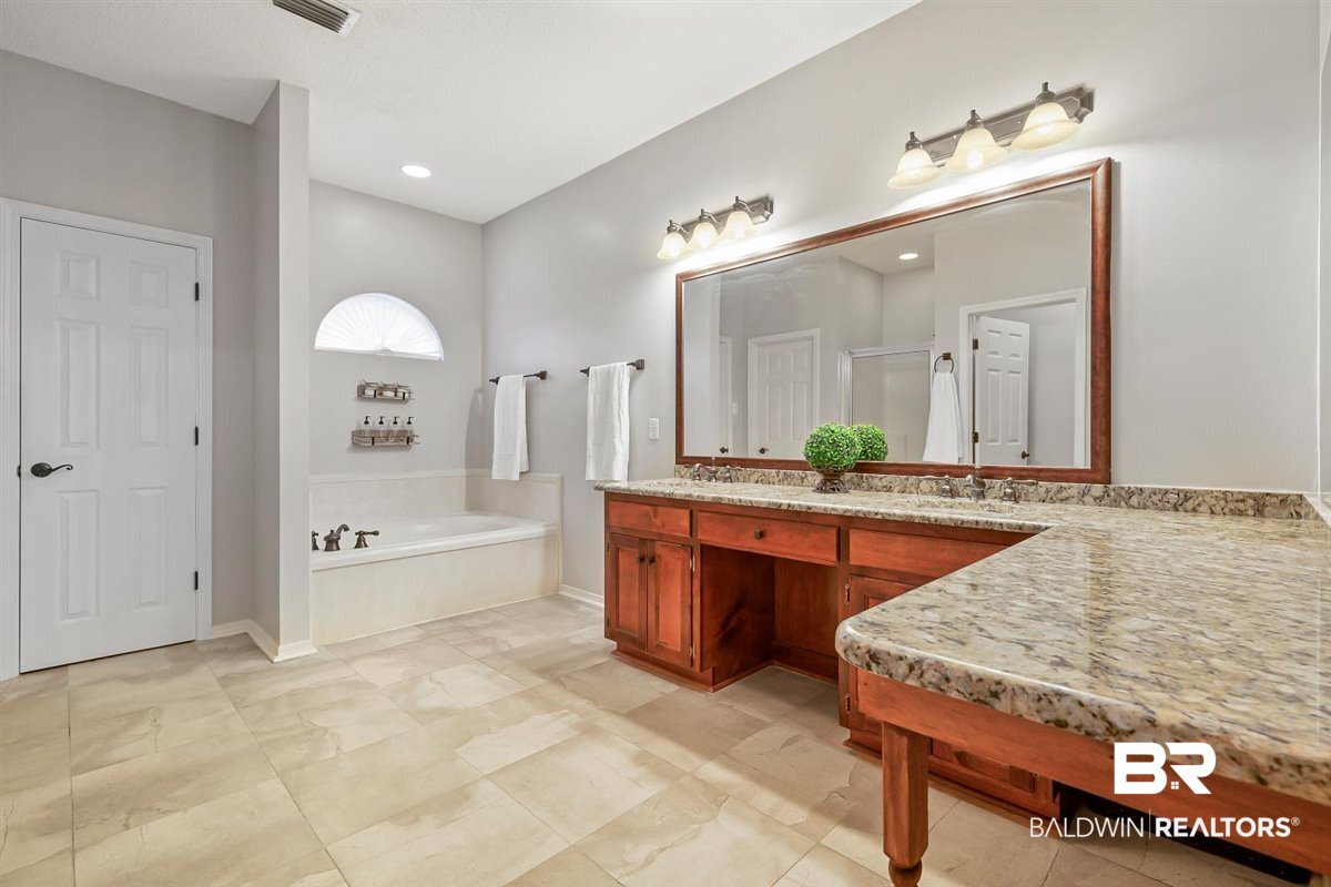629 Ridgewood Drive Daphne, AL 36526 - Photo 30 of 36