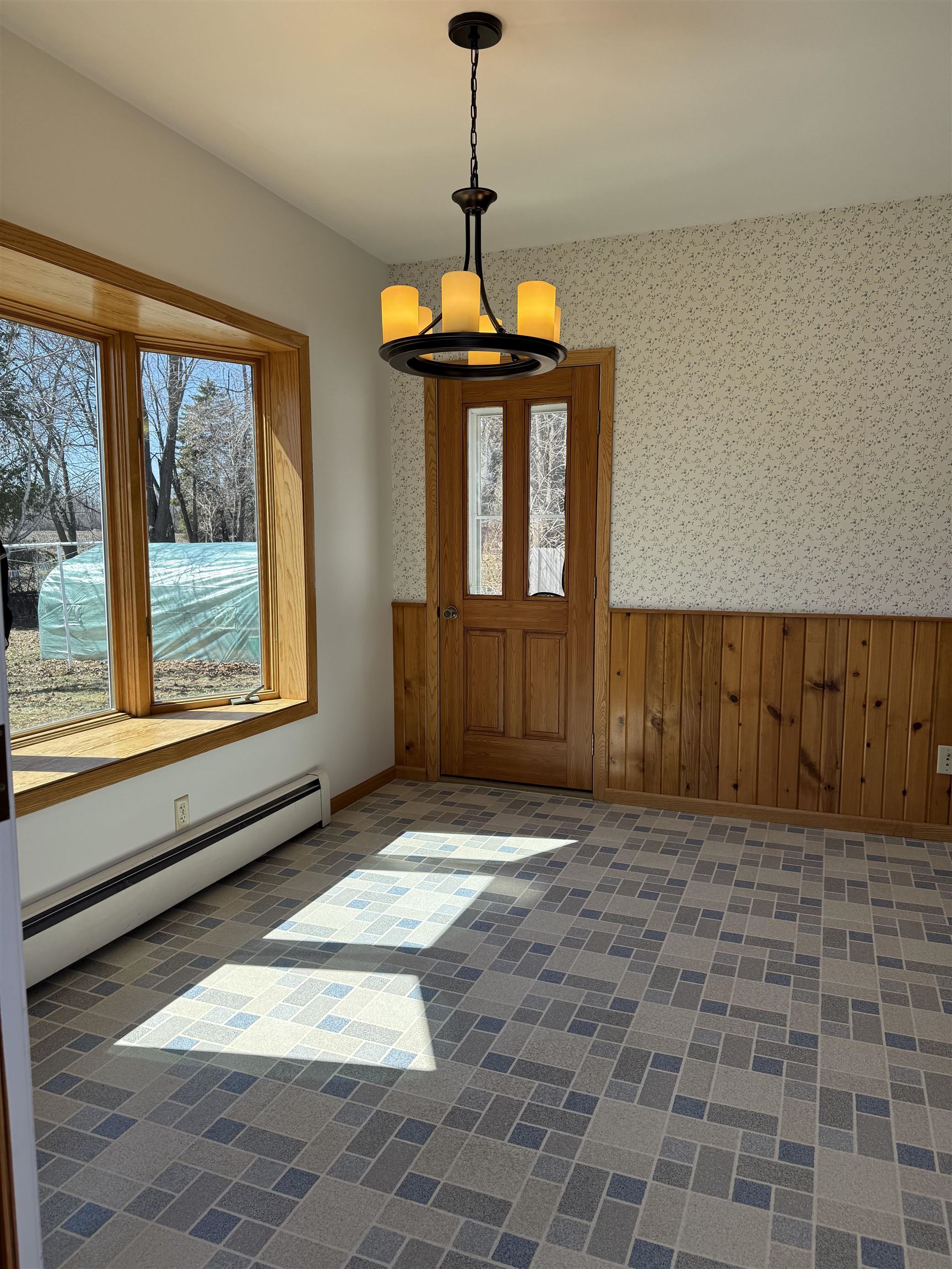 1929 Indian Point Road Oshkosh, WI 54901 - Photo 14 of 30