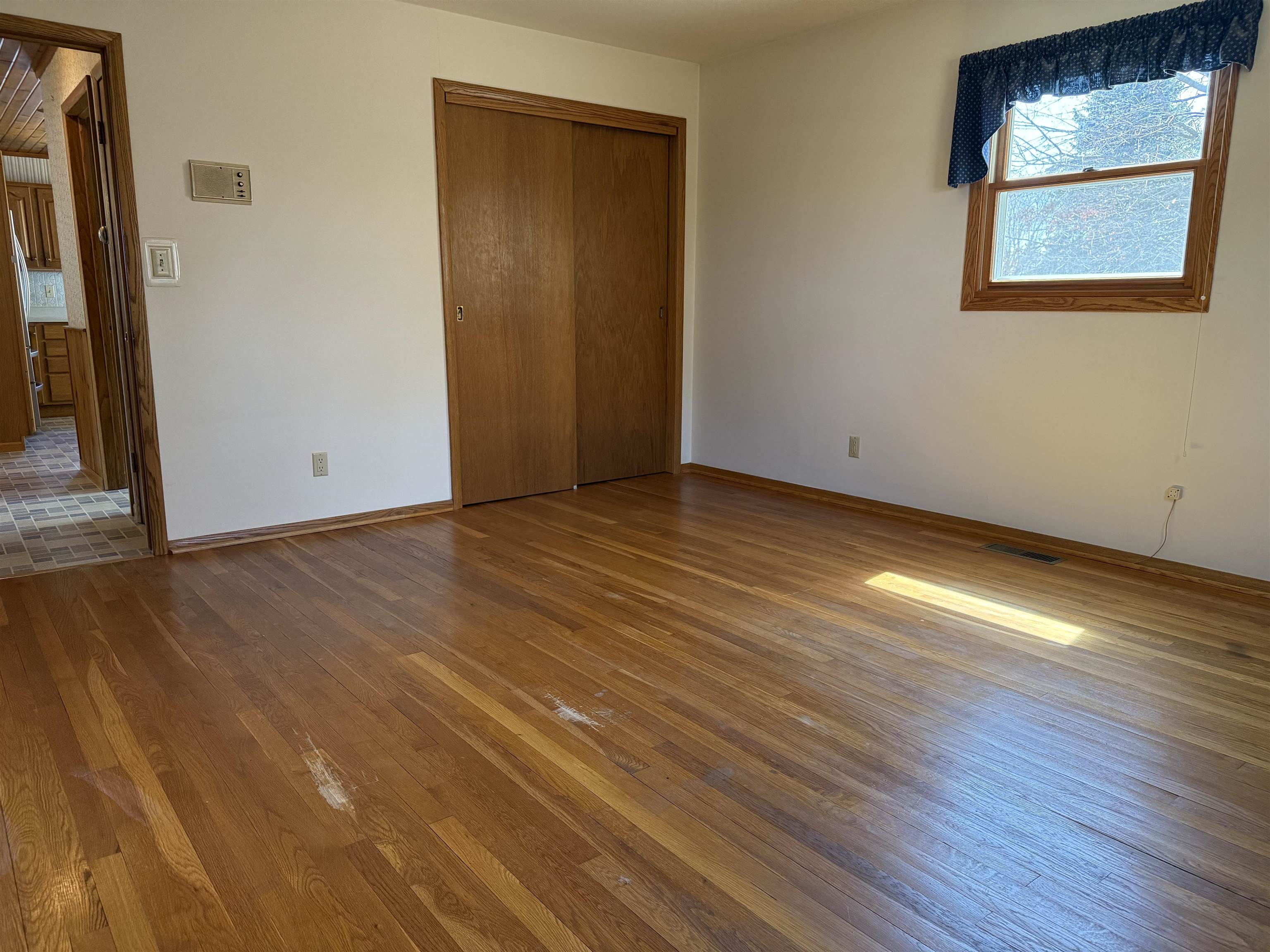 1929 Indian Point Road Oshkosh, WI 54901 - Photo 18 of 30