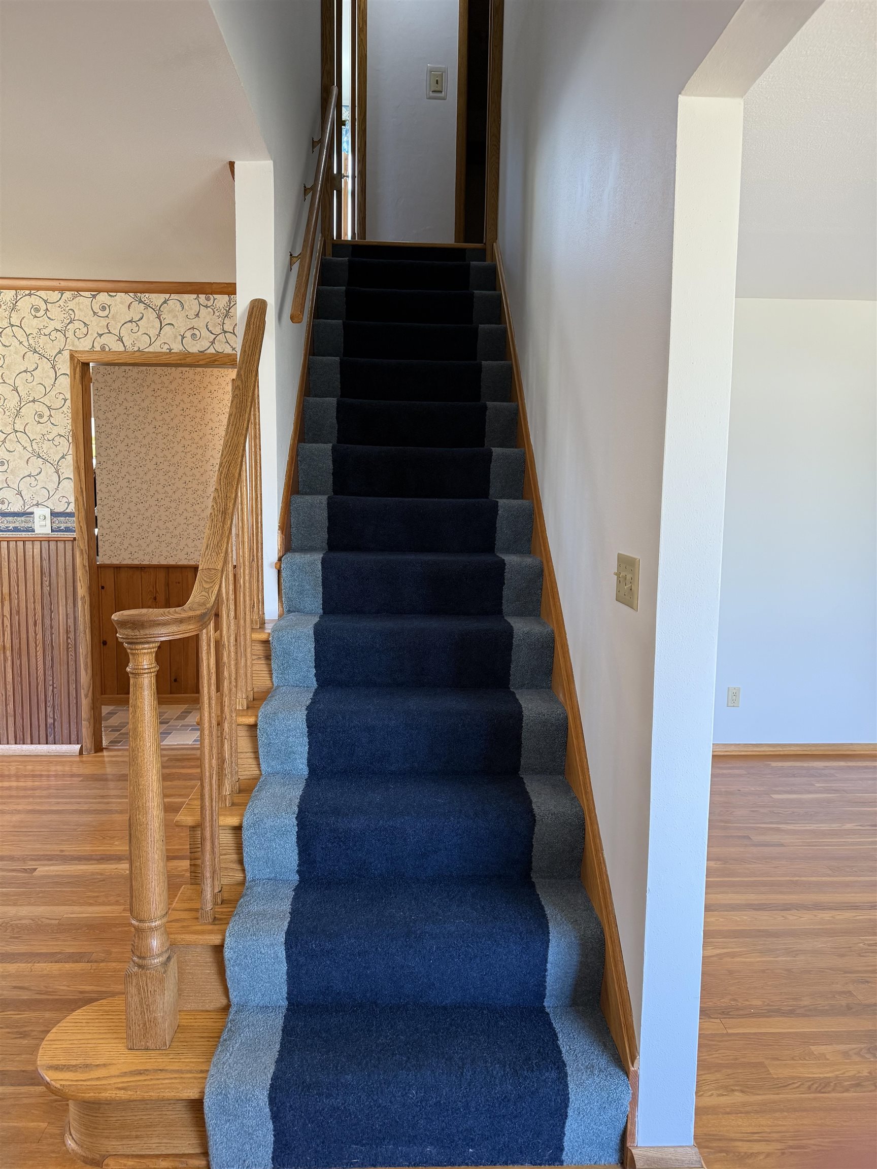 1929 Indian Point Road Oshkosh, WI 54901 - Photo 19 of 30