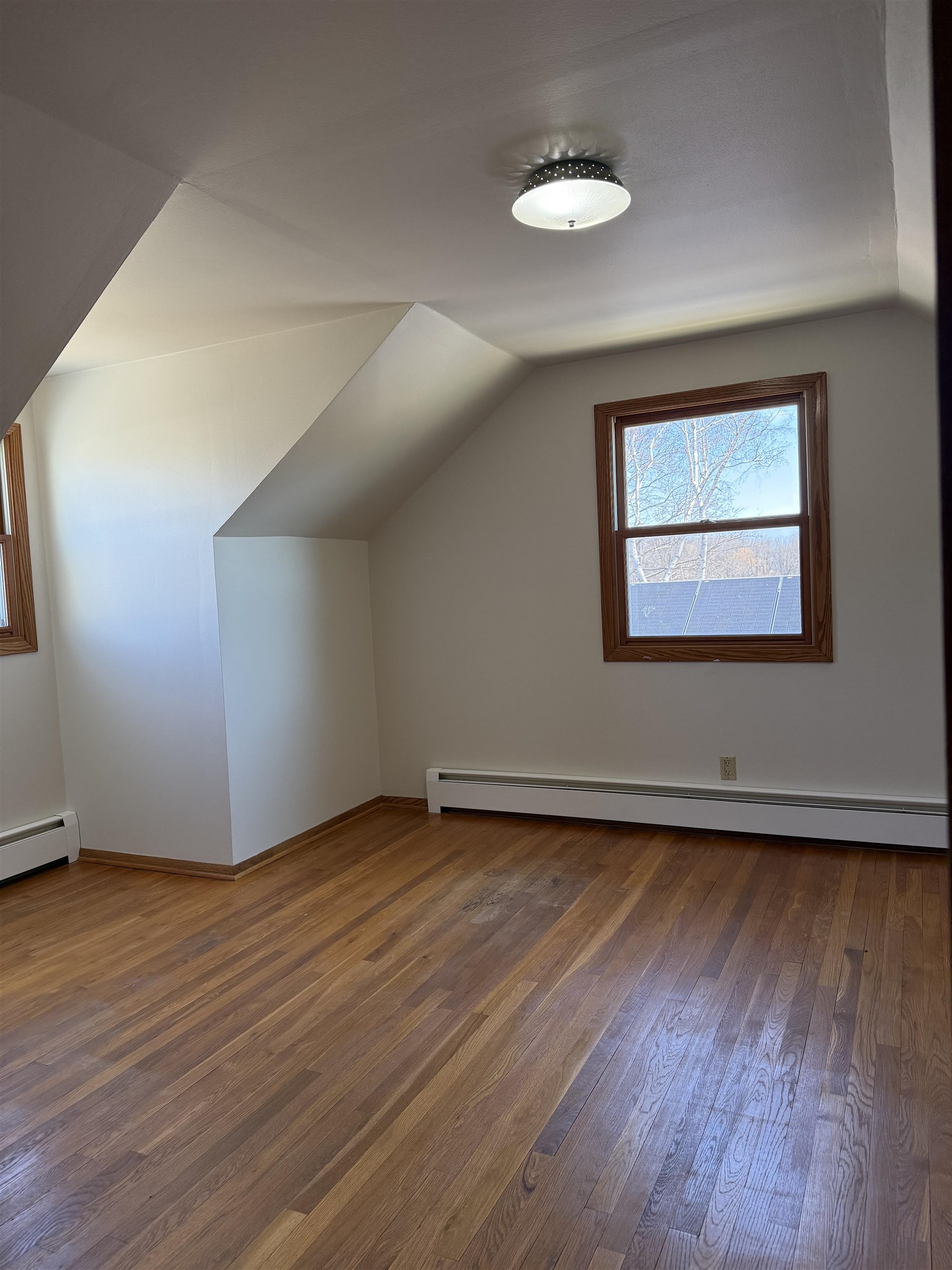 1929 Indian Point Road Oshkosh, WI 54901 - Photo 20 of 30