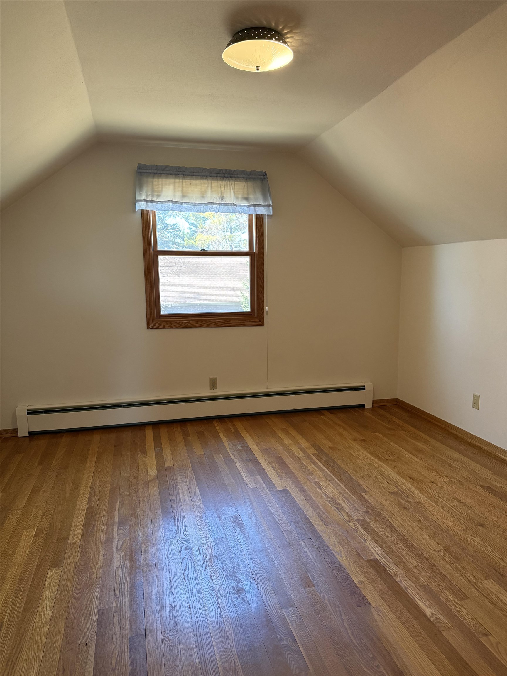 1929 Indian Point Road Oshkosh, WI 54901 - Photo 23 of 30