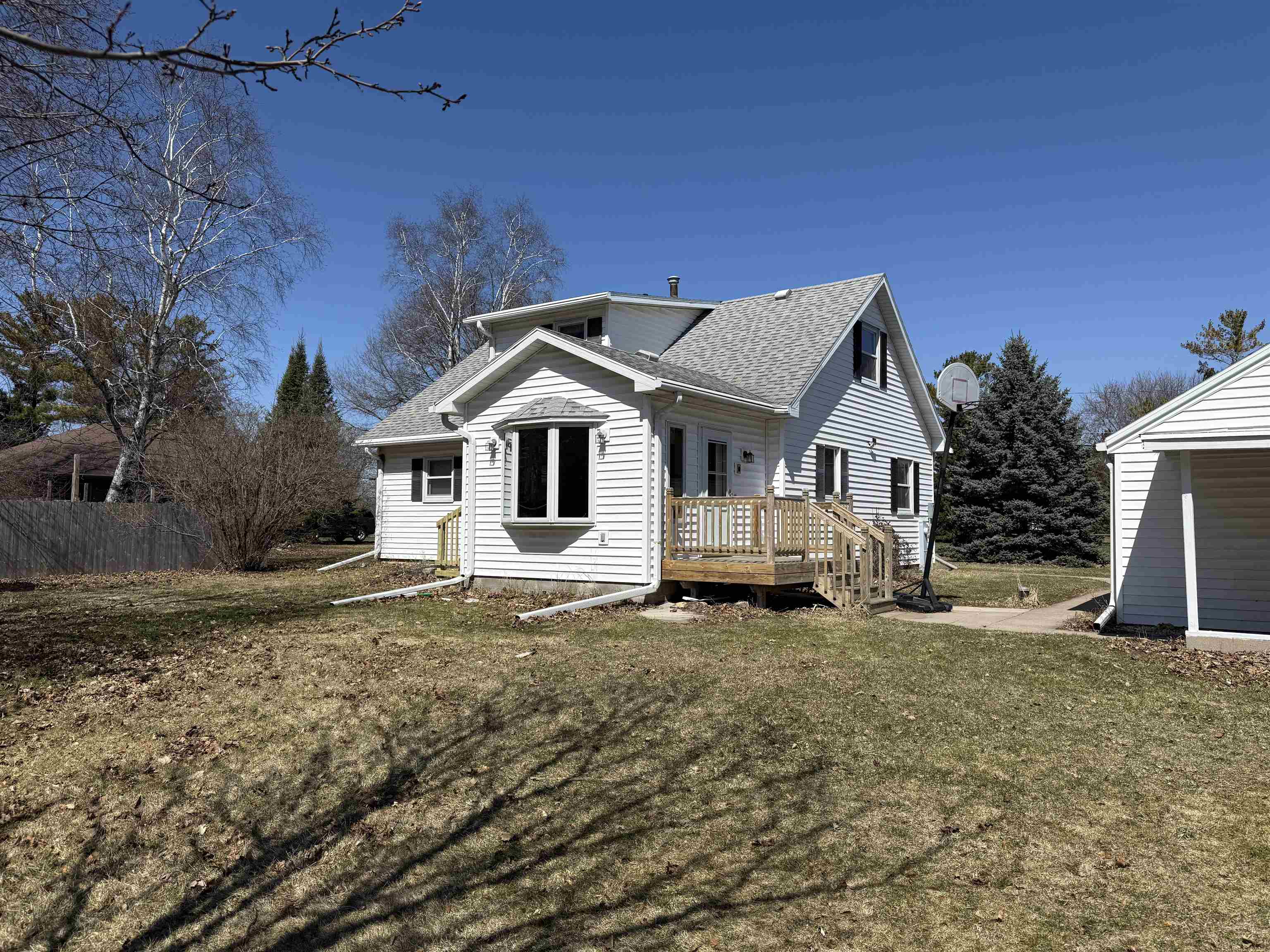 1929 Indian Point Road Oshkosh, WI 54901 - Photo 25 of 30