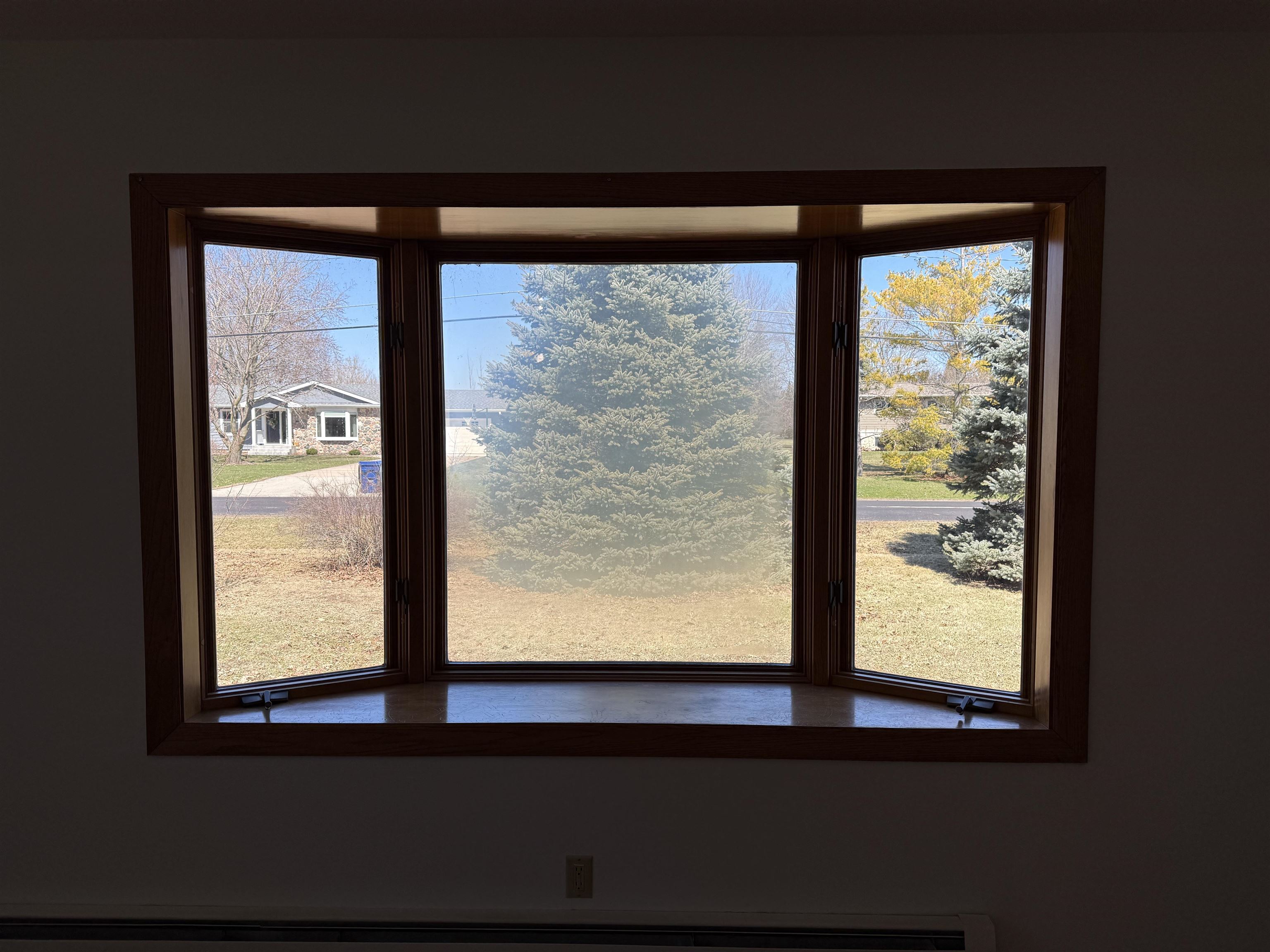 1929 Indian Point Road Oshkosh, WI 54901 - Photo 8 of 30