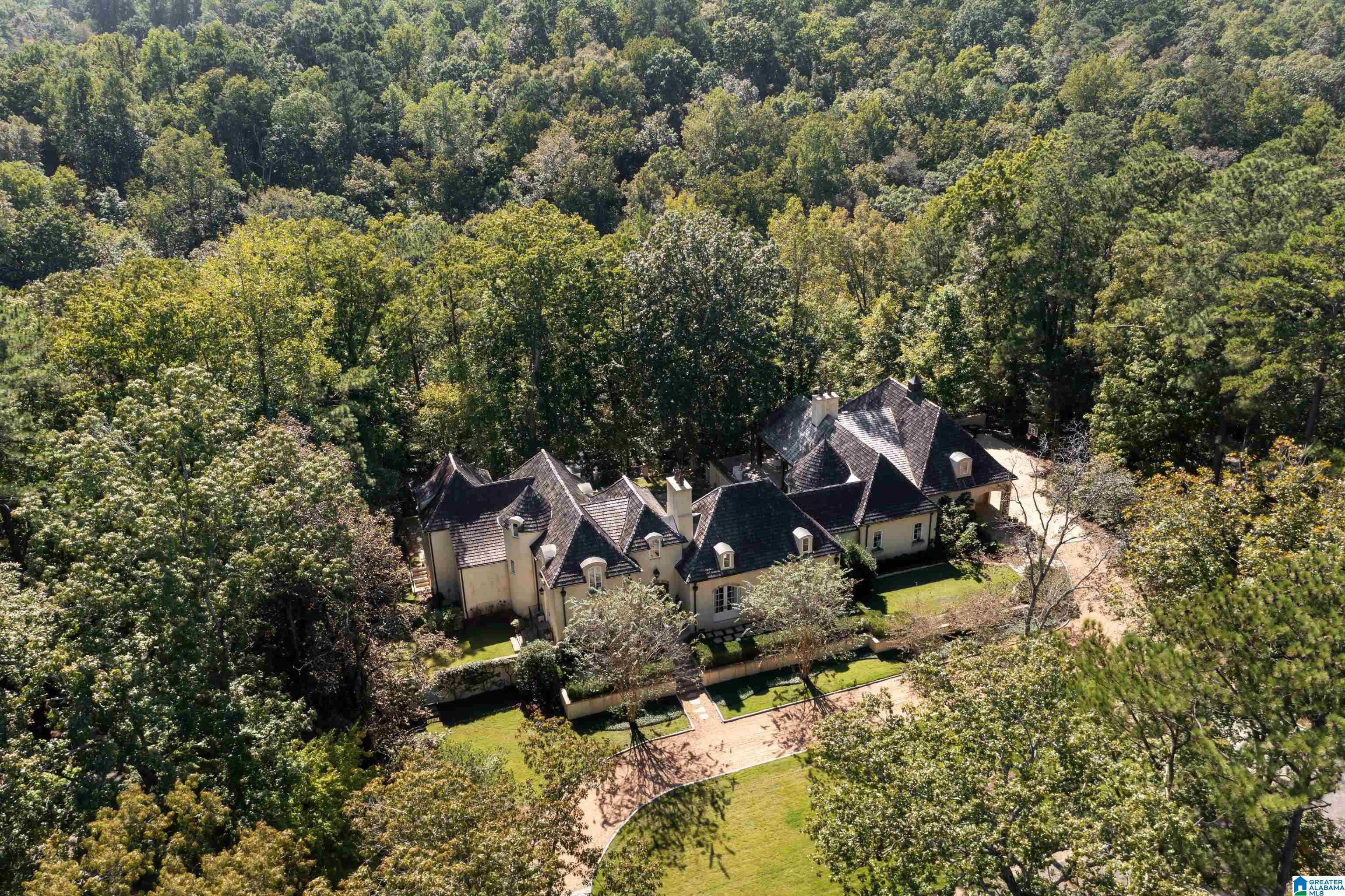 3573 River Bend Road Birmingham, AL 35243 - Photo 5 of 62