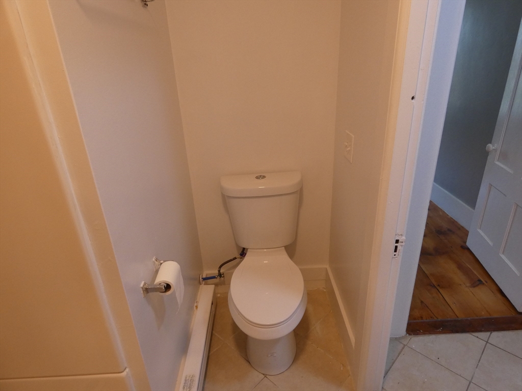 94 Maple Street, Unit 3 Gardner, MA 01440 - Photo 11 of 15