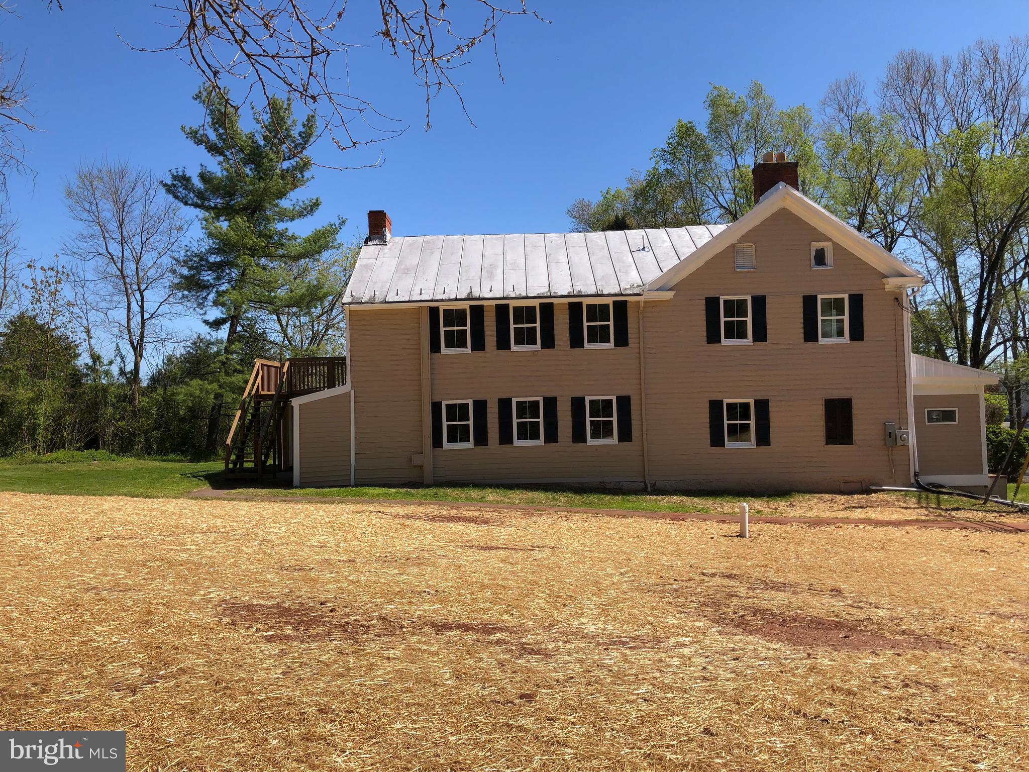 9511 Hansonville Road Frederick, MD 21702 - Photo 17 of 20 LARGE HOME WITH BRAND NEW WELL AND SEPTIC SYSTEMS