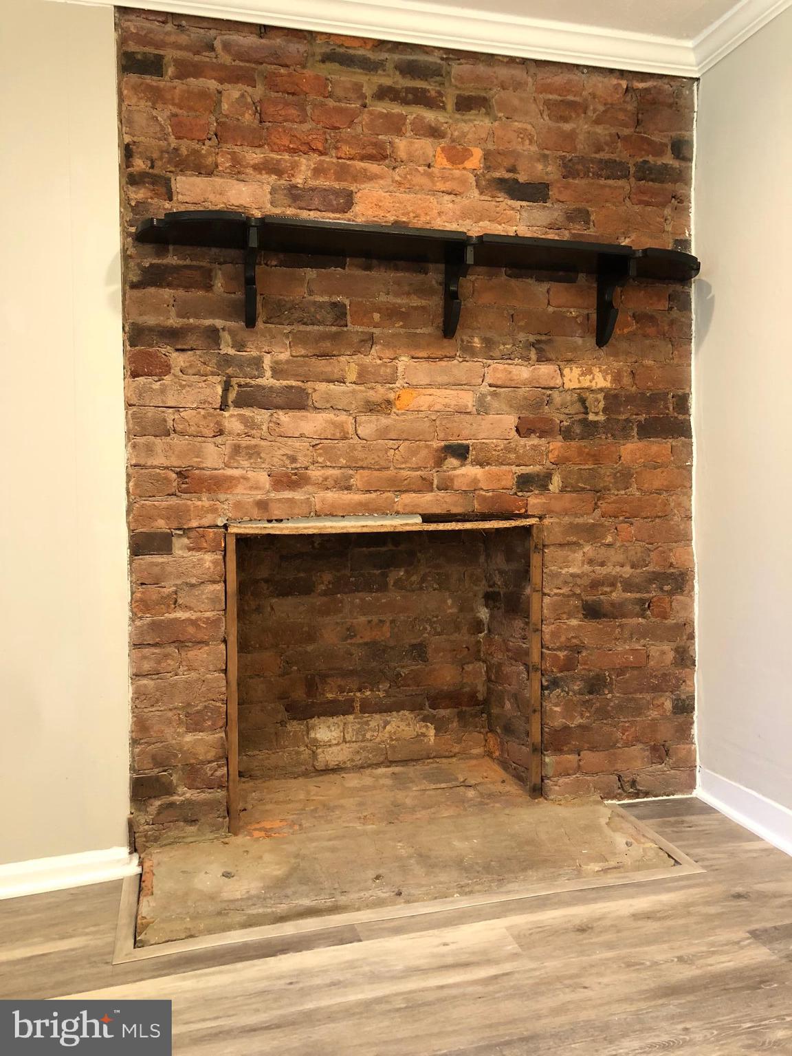 9511 Hansonville Road Frederick, MD 21702 - Photo 9 of 20 LOADED WITH CHARACTER