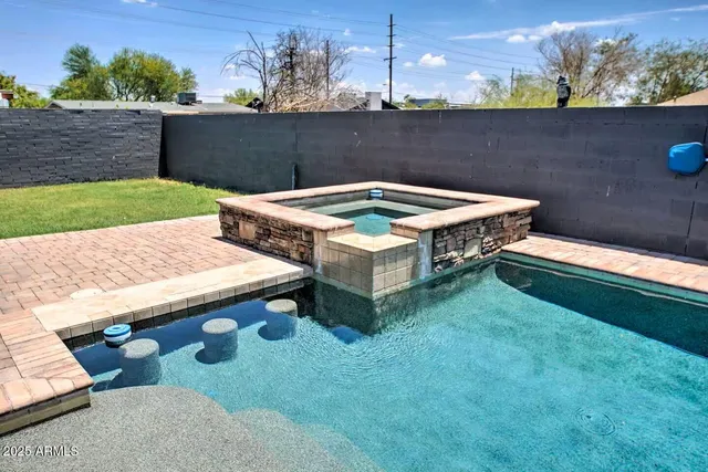 $3,500 | 1233 East Marny Road, Tempe, AZ 85288