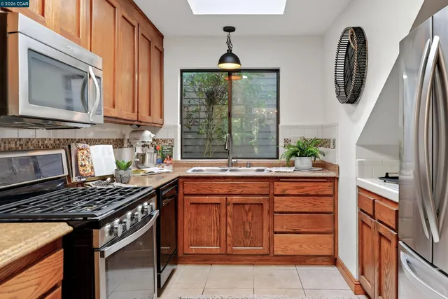 $559,999 | 3360 Parker Hill Road, Santa Rosa, CA 95404