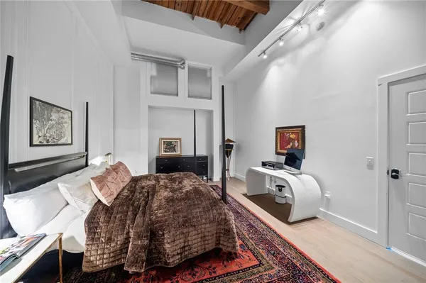 $650,000 | 622 Gross Street, Unit 106, Pittsburgh, PA 15224