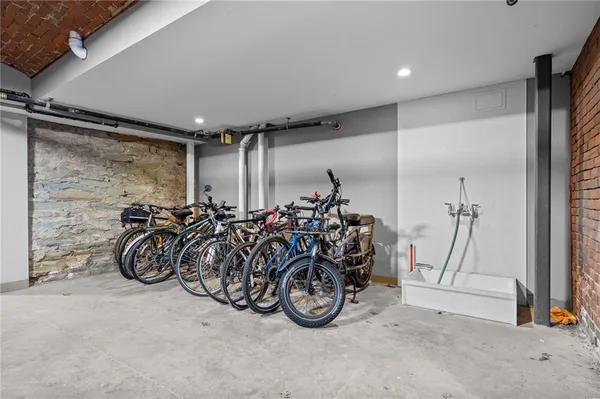 $650,000 | 622 Gross Street, Unit 106, Pittsburgh, PA 15224