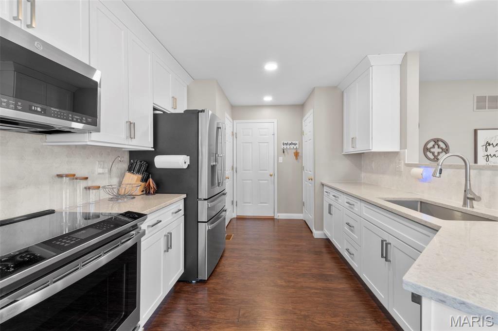 609 Spring Manor O'Fallon, MO 63368 - Photo 7 of 29 Gallery Image 7