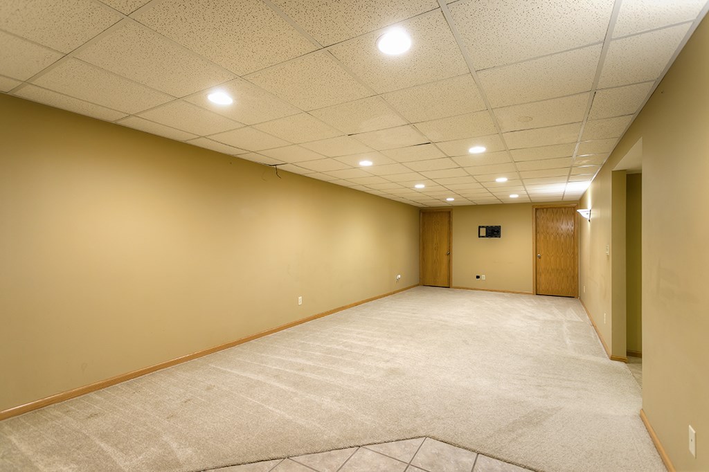 9918 Rivers Bend Drive Roscoe, IL 61073 - Photo 23 of 31 Gallery Image 23