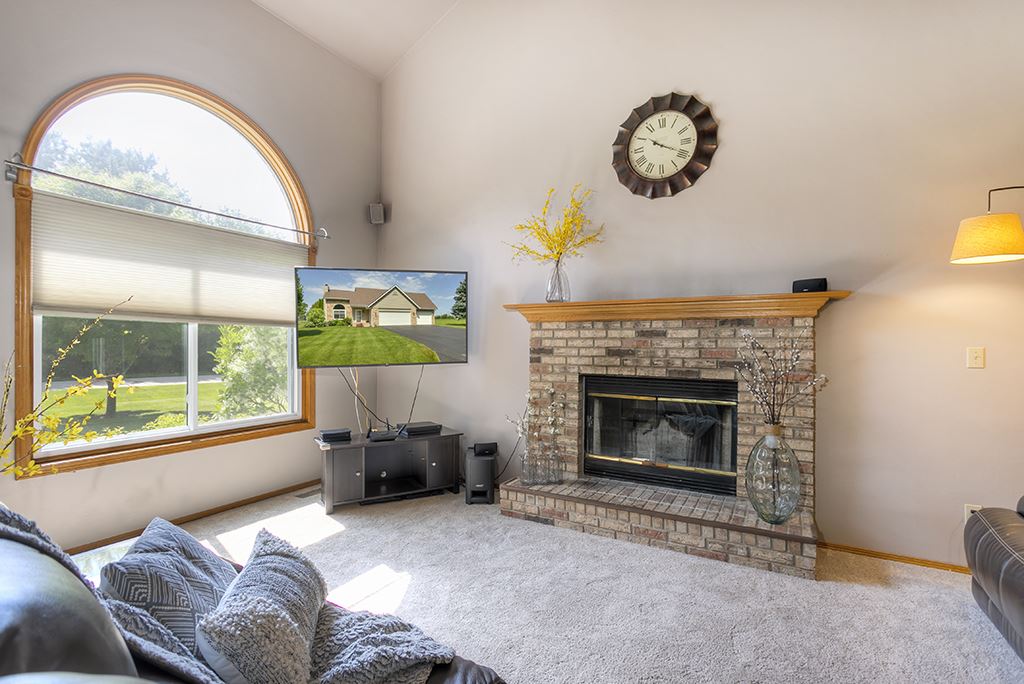 9918 Rivers Bend Drive Roscoe, IL 61073 - Photo 8 of 31 Gallery Image 8
