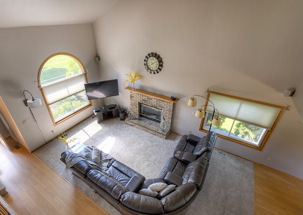 9918 Rivers Bend Drive Roscoe, IL 61073 - Photo 9 of 31 Gallery Image 9