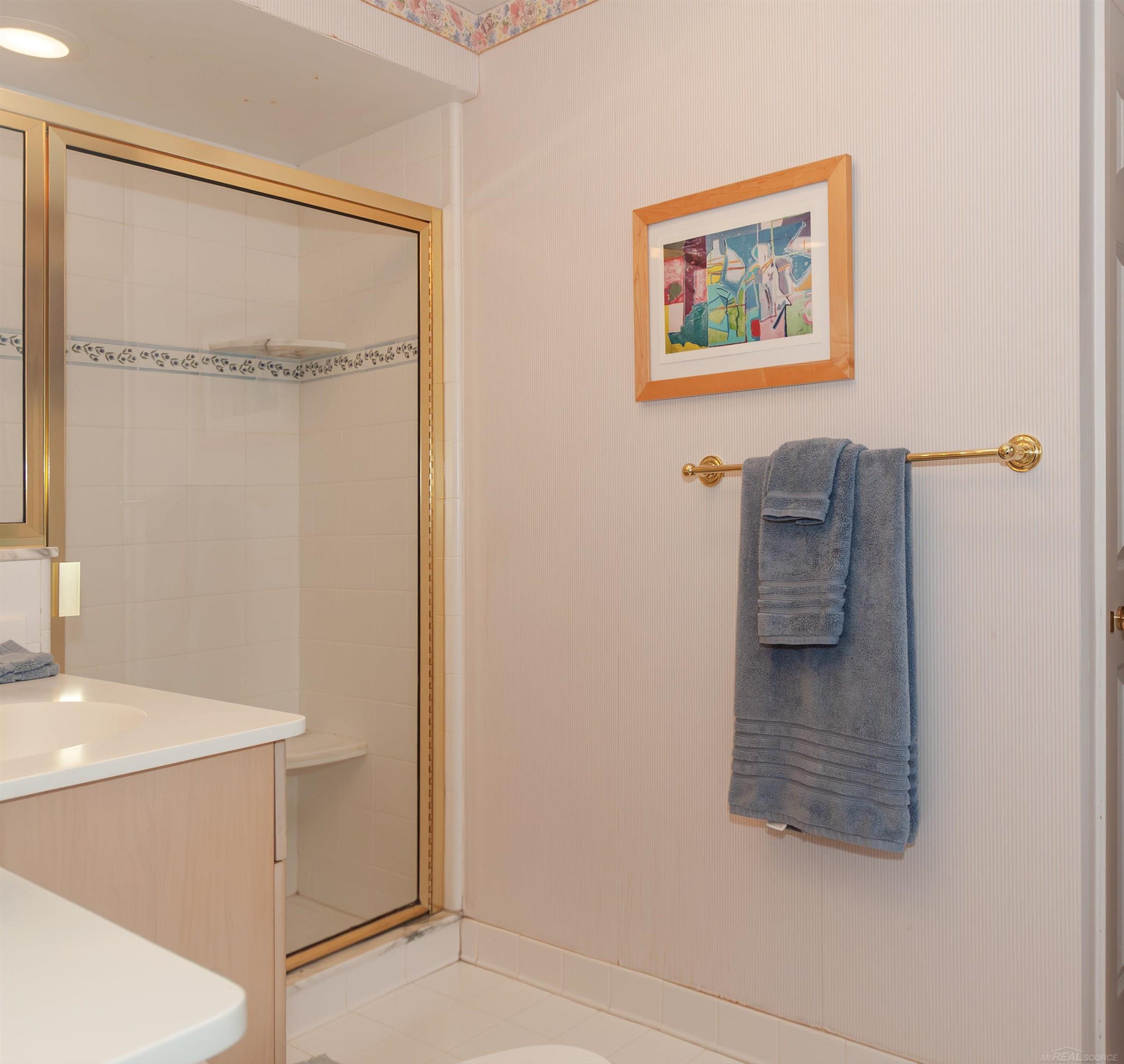 570 Oxford Road Grosse Pointe, MI 48236 - Photo 57 of 99 50141978-614a67cd-645a-4782-883a-ba7aa3b885d9.JPG
