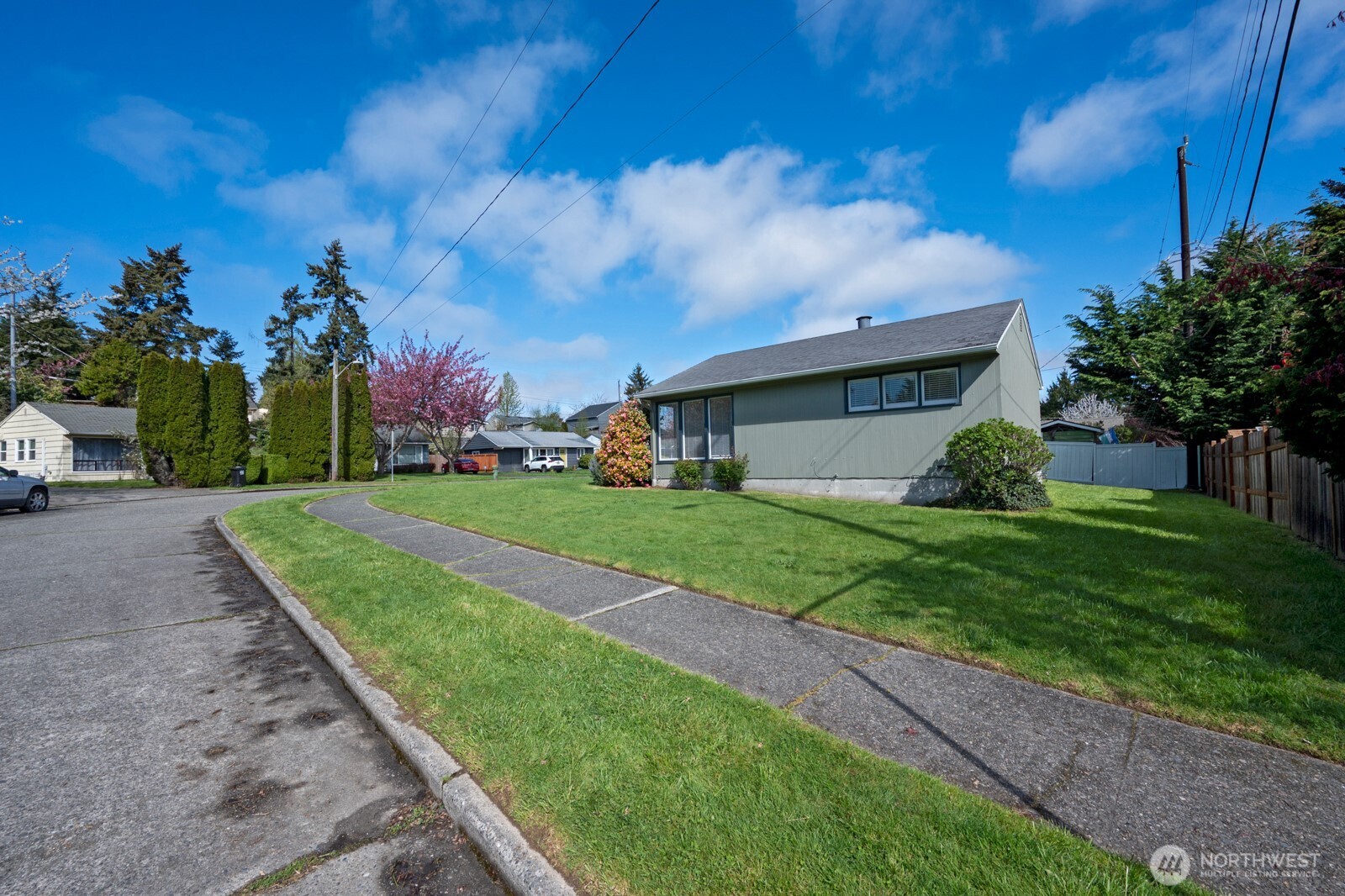 9328 31st Avenue Southwest Seattle, WA 98126 - Photo 26 of 31