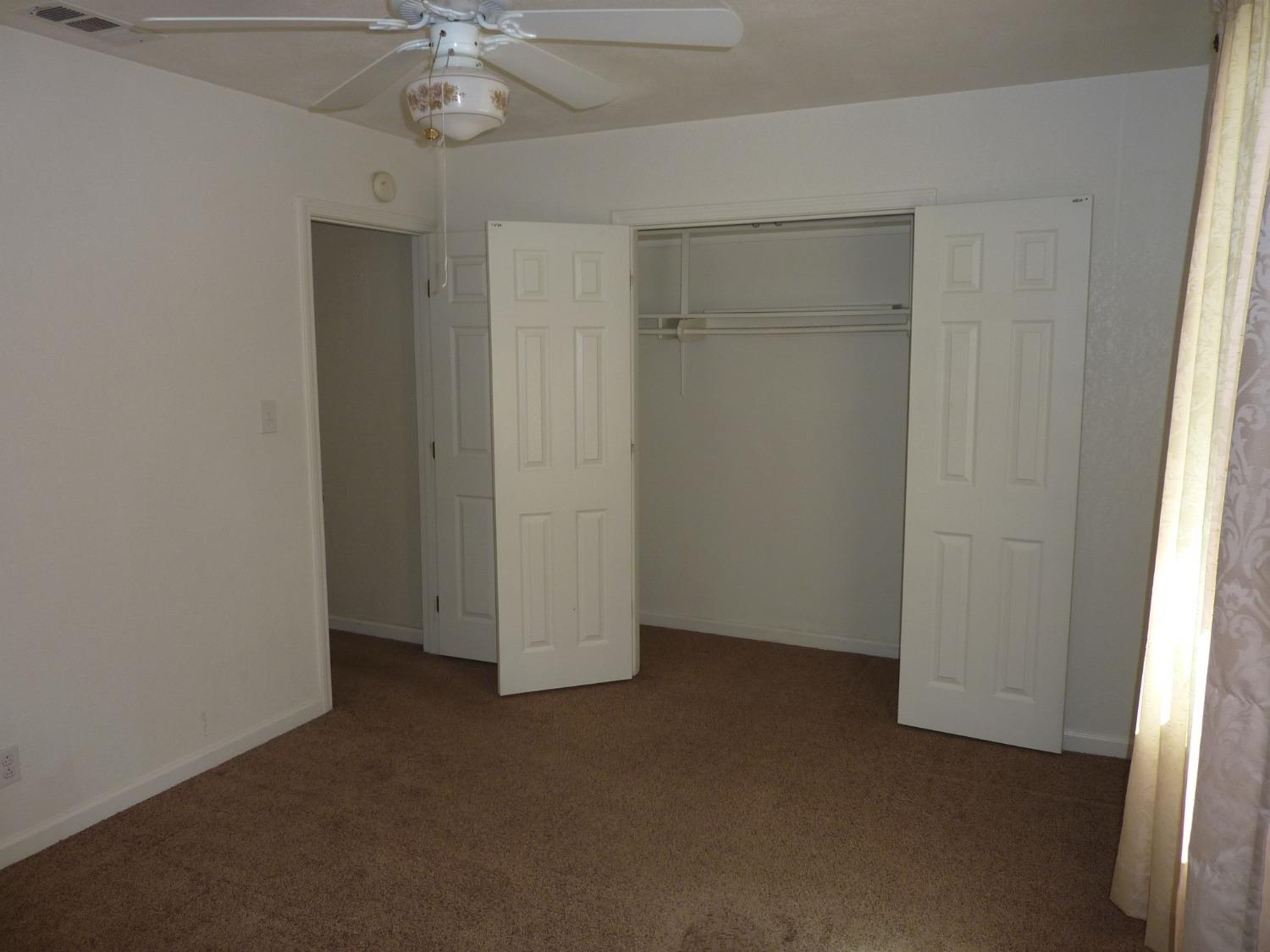 2629 East Richert Avenue Fresno, CA 93726 - Photo 22 of 32 an empty room