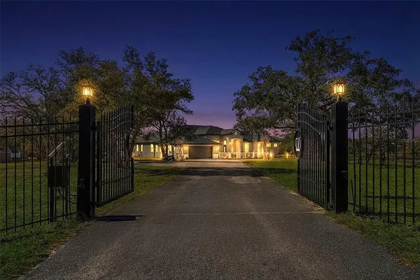 a view of an ocean view