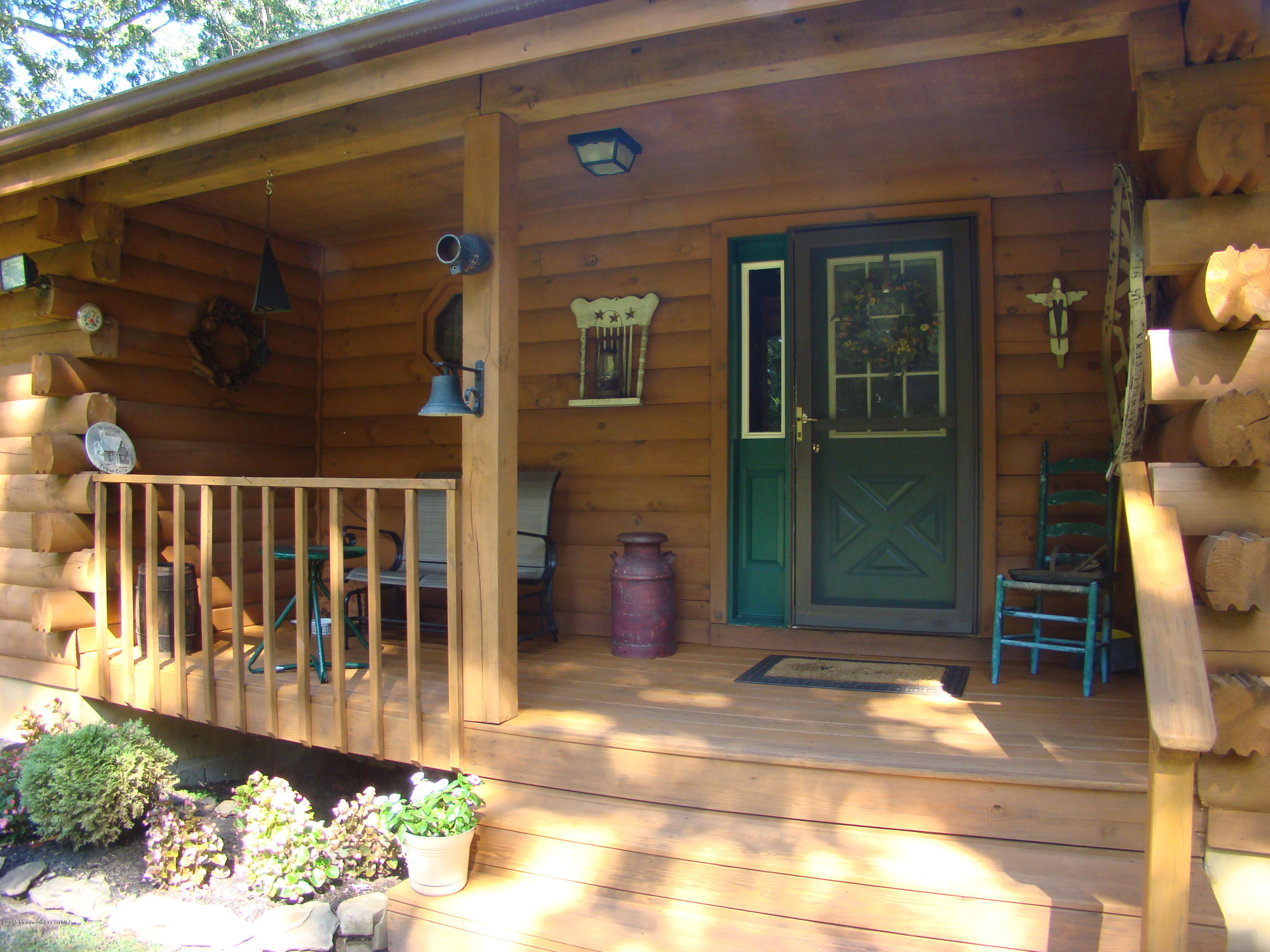 185 Long Swamp Road New Egypt, NJ 08533 - Photo 3 of 29 DSC08914