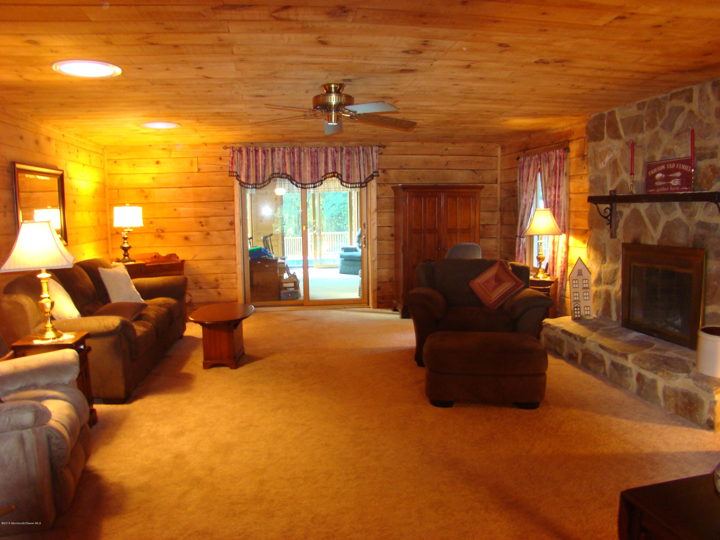 185 Long Swamp Road New Egypt, NJ 08533 - Photo 5 of 29 Living Room
