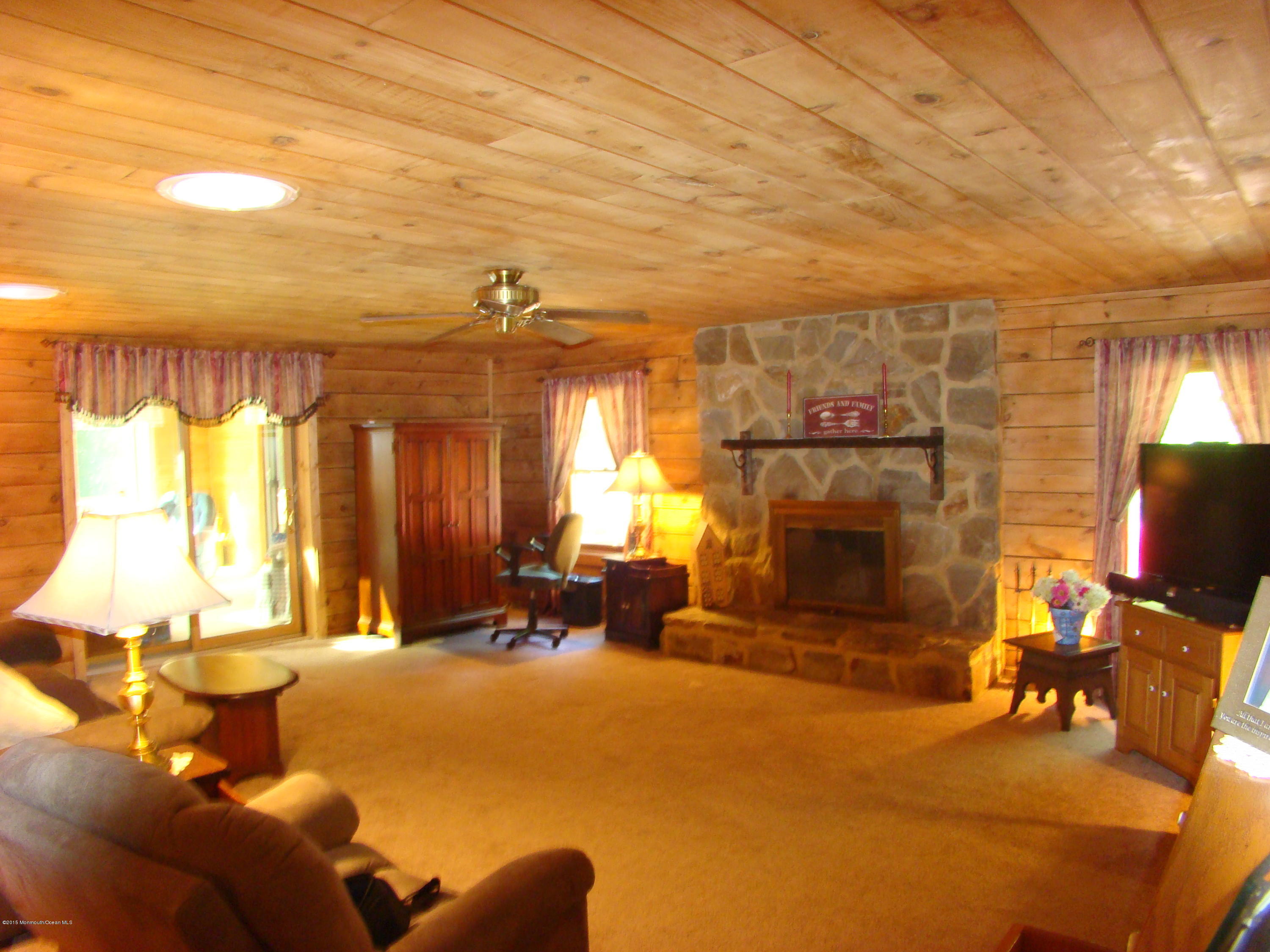 185 Long Swamp Road New Egypt, NJ 08533 - Photo 6 of 29 Living Room 2